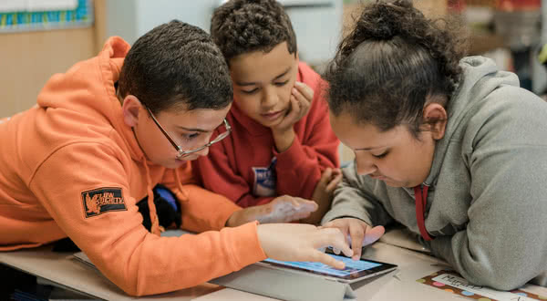 Por qué es importante enseñar a los niños a programar